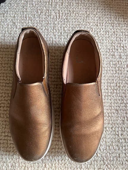 Guld sneakers Til salg DBA