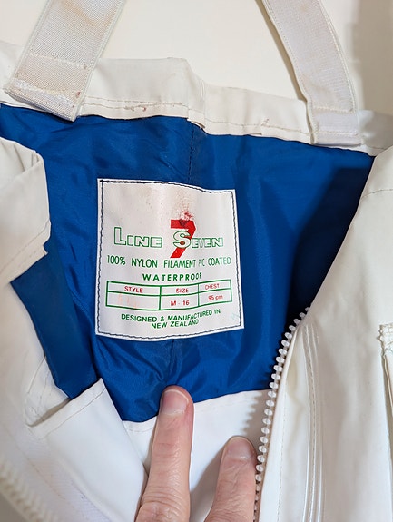 Product image 7 of 7