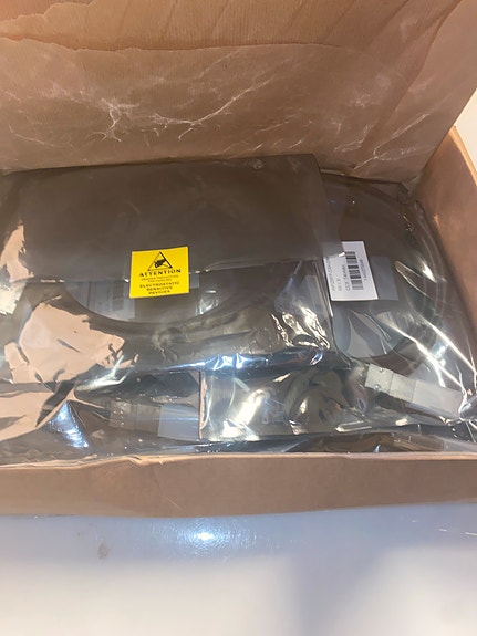 Product image 1 of 3