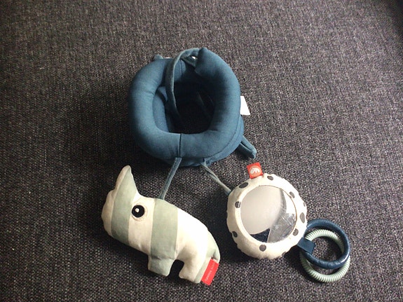 Product image 1 of 2