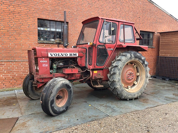 Volvo Traktor - model 600, 650 & 700 KØBES