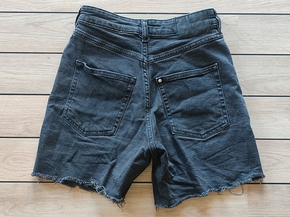 Product image 16 of 19