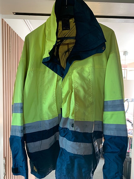 Product image 1 of 9