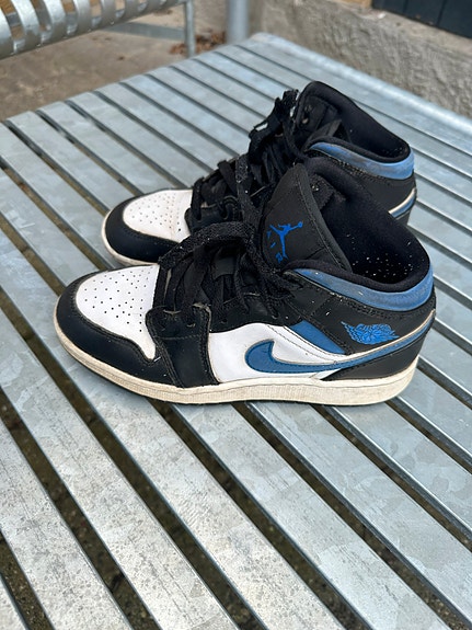 Product image 1 of 7