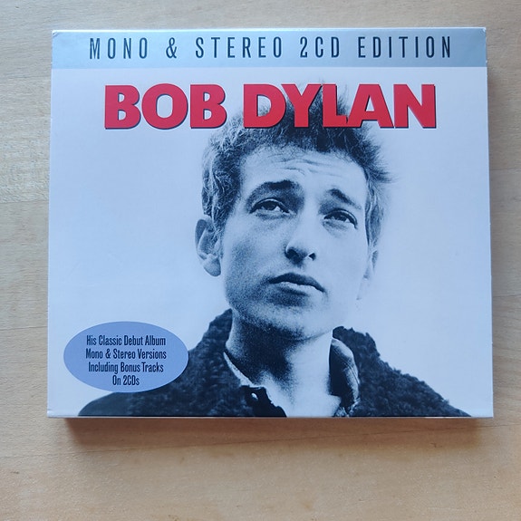 Product image 1 of 2