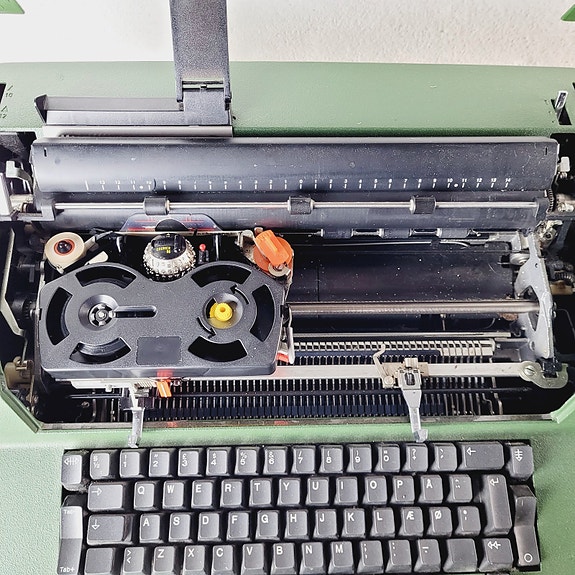 Product image 6 of 8