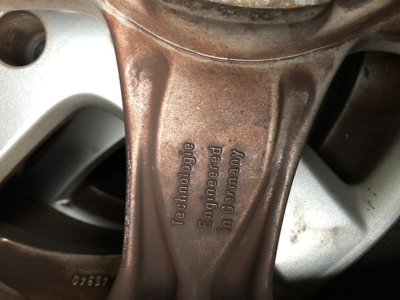 Product image 8 of 9