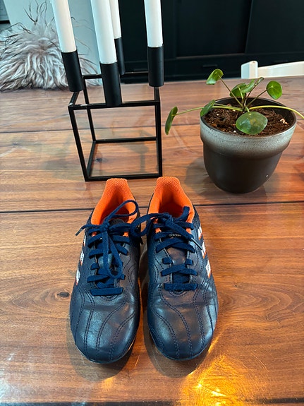 Product image 1 of 6