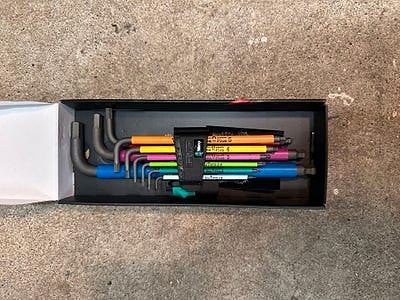 Product image 2 of 3