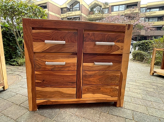 Product image 1 of 10