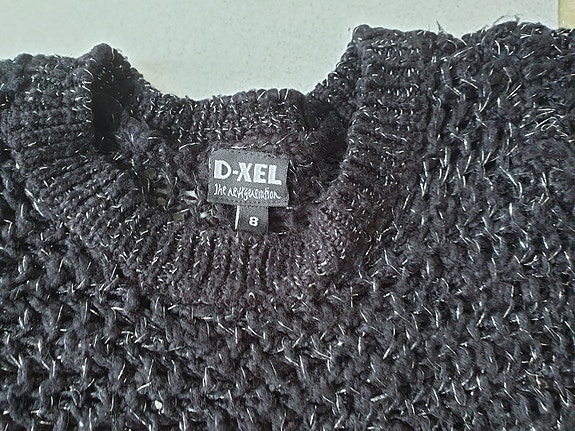 Product image 2 of 11