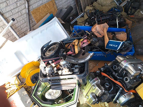 Product image 2 of 9