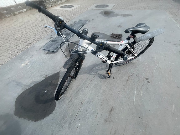 Product image 1 of 6