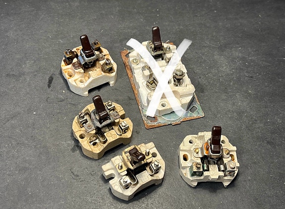 Product image 1 of 4