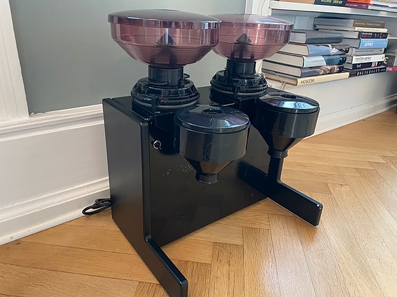 Product image 1 of 4