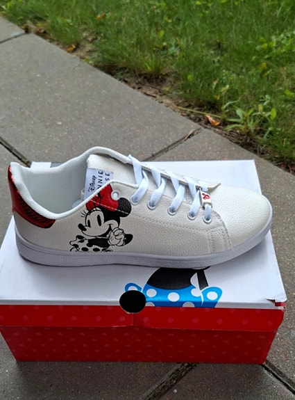 Product image 1 of 3