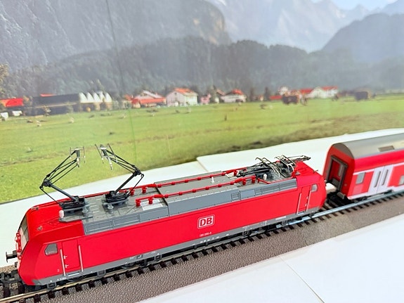 Product image 3 of 9