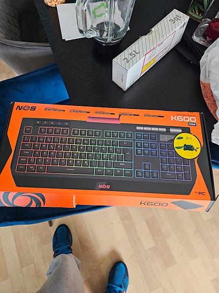 Product image 1 of 4