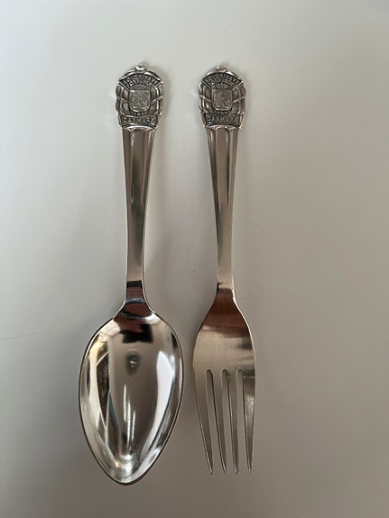 Product image 1 of 2