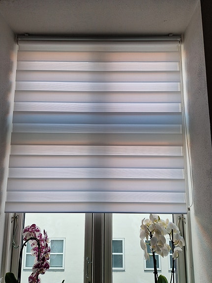 Product image 1 of 7