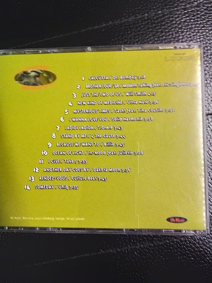 Product image 2 of 2