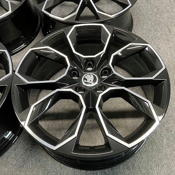 Product image 4 of 8