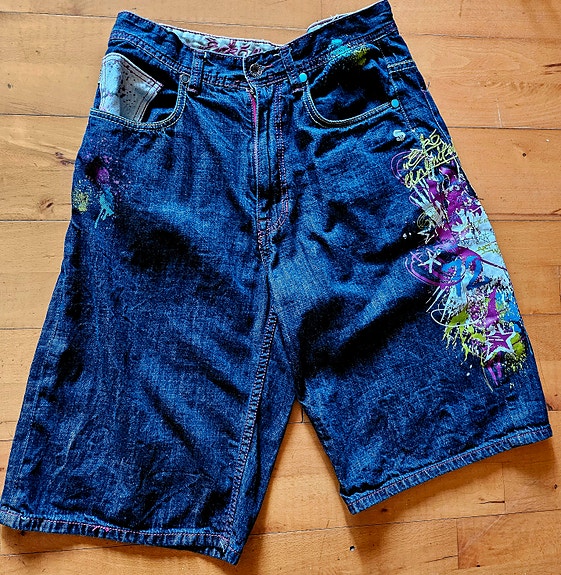 Product image 1 of 6