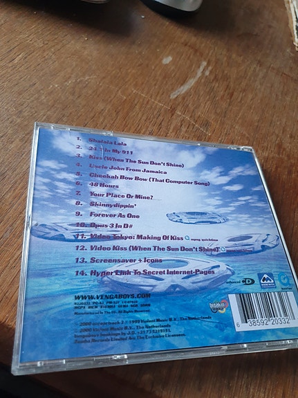 Product image 2 of 2