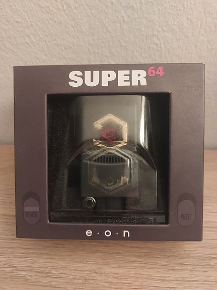 Product image 1 of 3