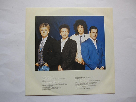 Product image 17 of 73