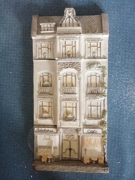 Product image 1 of 5