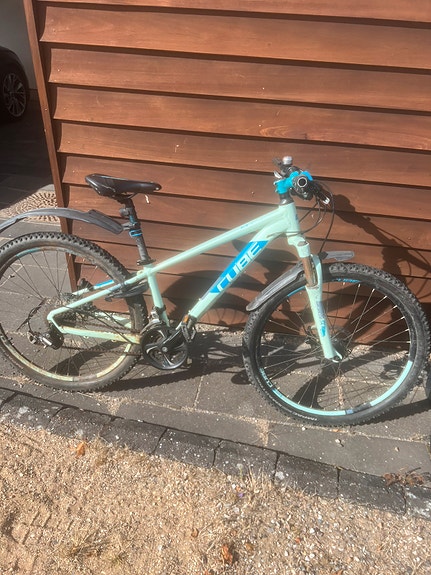 Product image 1 of 4