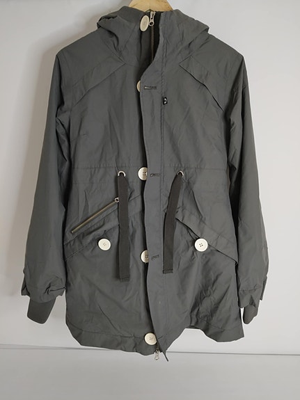 Product image 1 of 6