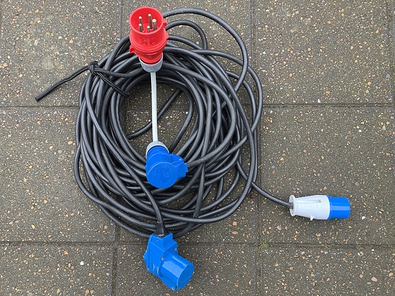 Product image 1 of 3