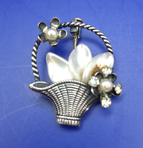 Product image 1 of 6