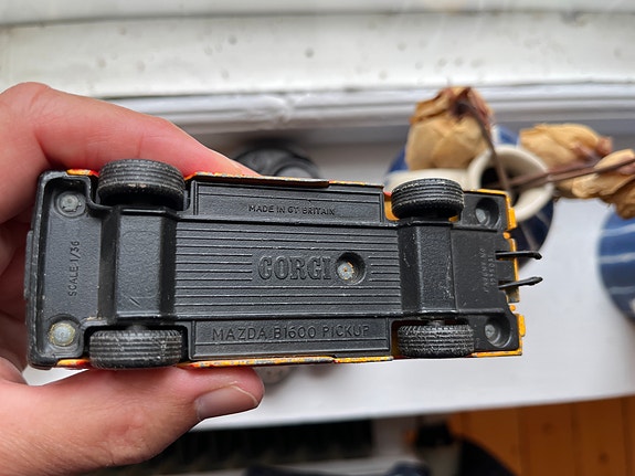 Product image 9 of 10