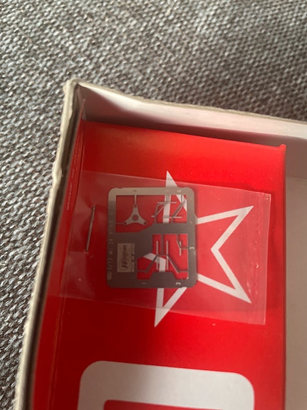 Product image 8 of 9