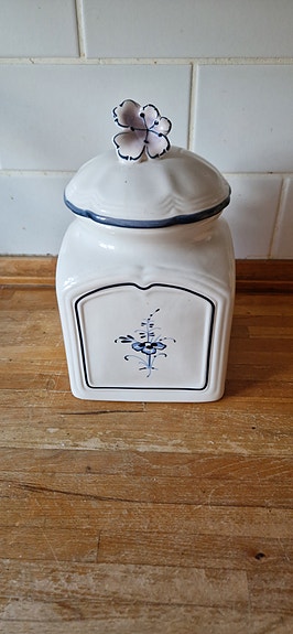 Product image 1 of 6