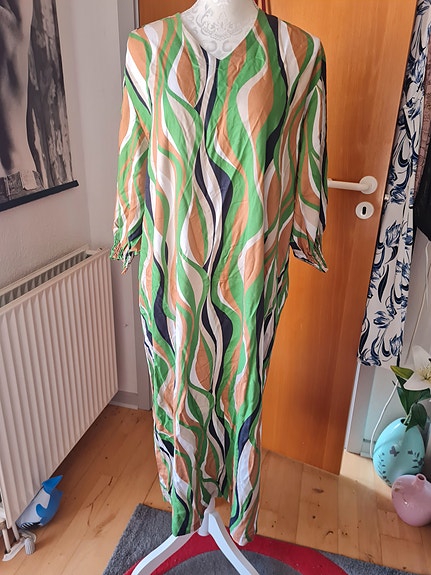 Product image 1 of 9