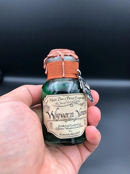 Product image 1 of 9