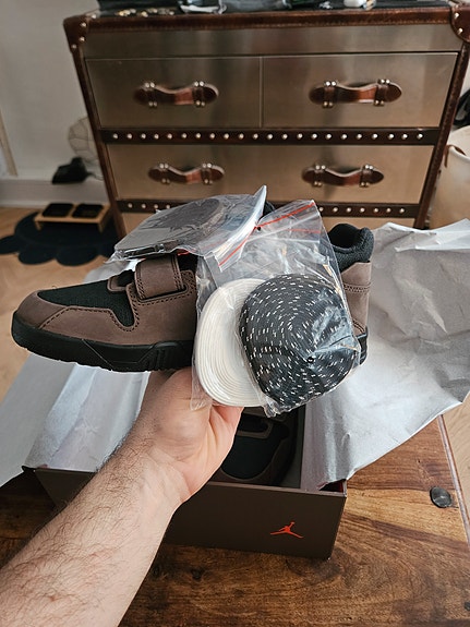 Product image 2 of 9