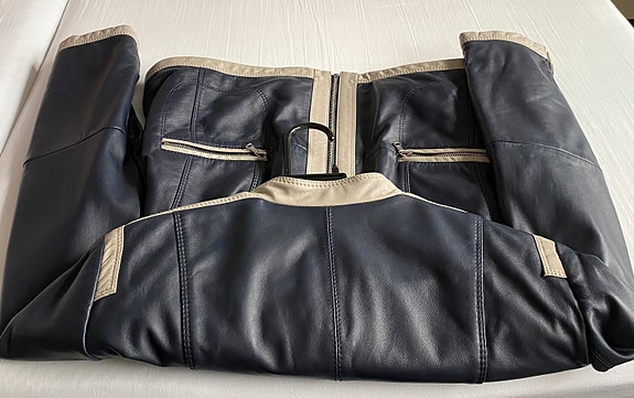 Product image 16 of 16