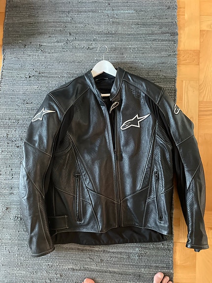 Product image 1 of 3