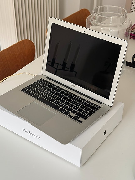 Product image 1 of 8