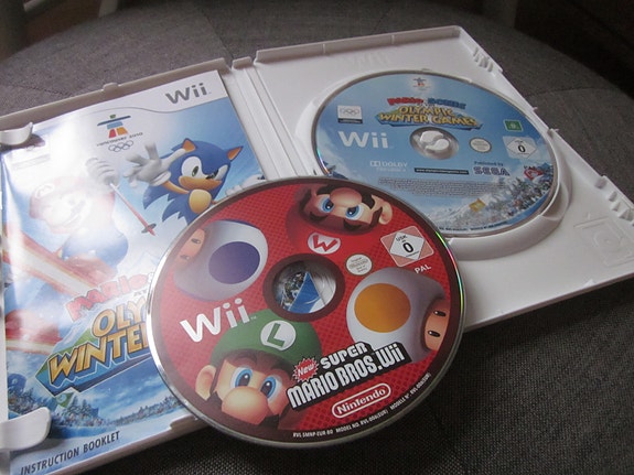 Product image 1 of 2