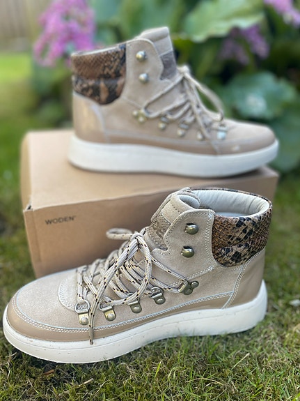 Product image 6 of 9