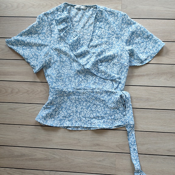 Product image 15 of 24