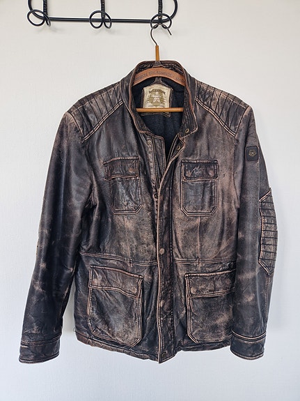 Product image 2 of 15