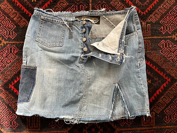 Product image 1 of 8