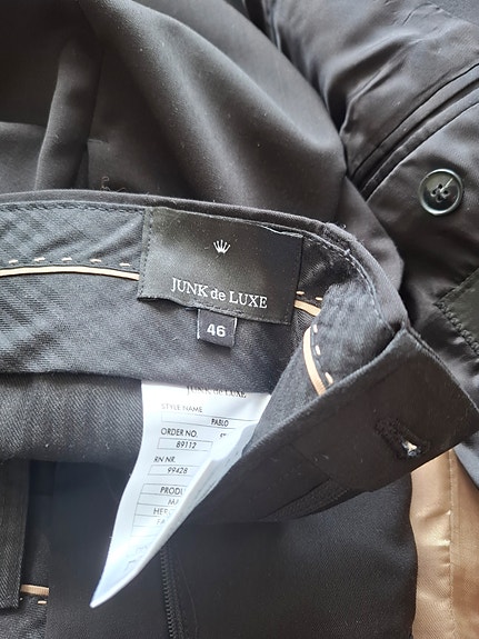 Product image 1 of 3